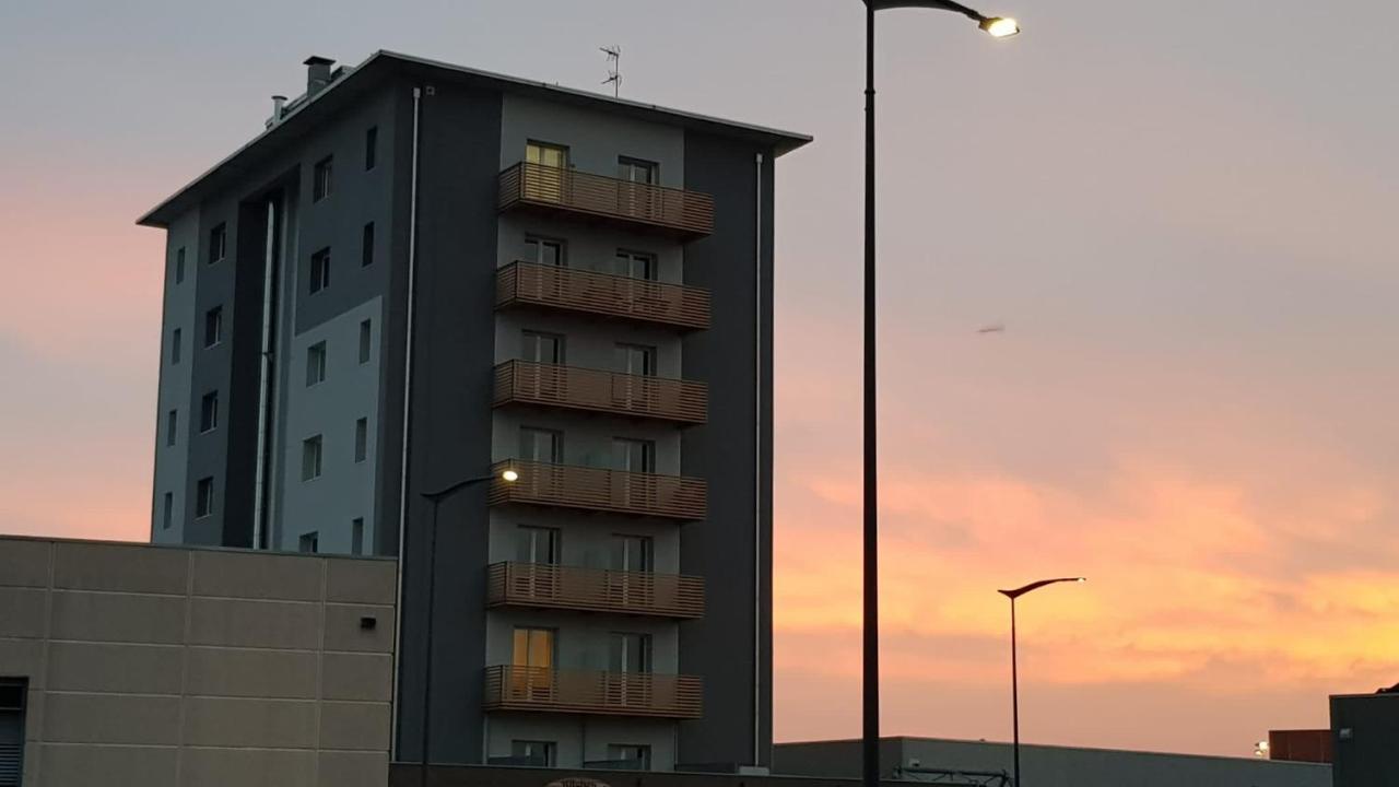 Condominio La Torre 2 Galliate 외부 사진
